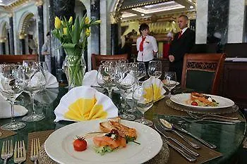 Aphrodite Palace ホテル