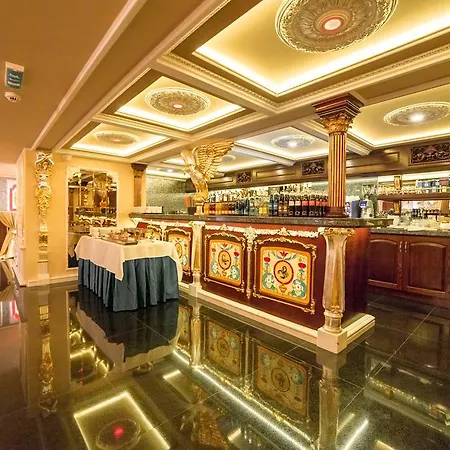 Hotel Aphrodite Palace 4*